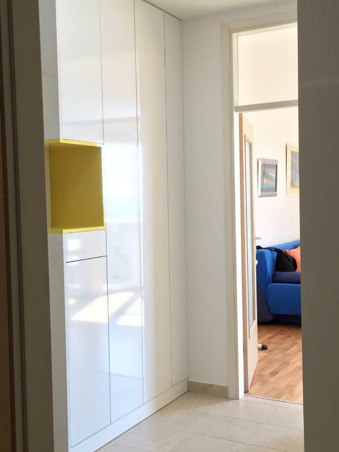 Antonijas Sunny Apartment Макарска Екстериор снимка